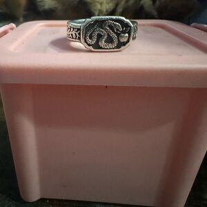 Etah Love Snake Ring